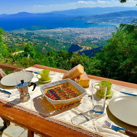 Traditional House * Makrinitsa