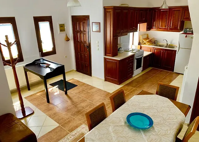 Traditional House * Makrinítsa