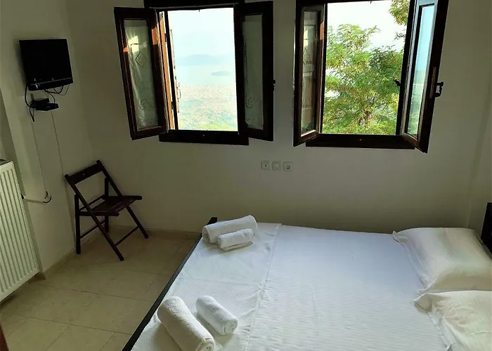 Traditional House * Makrinítsa